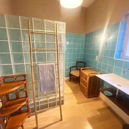 Appartement Chez Catherine 1 A 6 Personnes Calme Et Chaleureux En Centre *